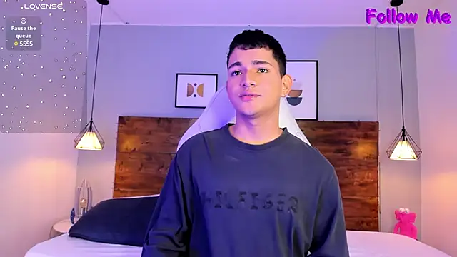 Snapshot of ander_deimond_ chatting on 02/06/25, 04:25 ander deimond online show from 02/06/25, 04:25