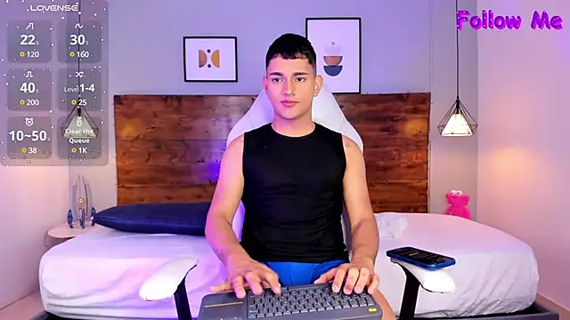 Snapshot of ander_deimond_ chatting on 02/10/25, 04:25 ander deimond online show from 02/10/25, 04:25