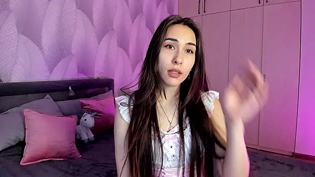 Bambiii bby online show from 02/06/25, 02:11