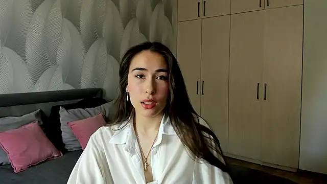 Bambiii bby online show from 06/17/26, 06:16