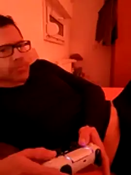 crems77 online show from 04/12/26, 02:27