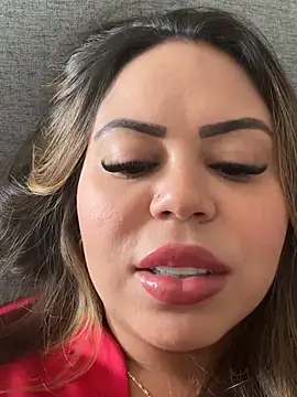 Snapshot of lariic chatting on 02/21/26, 08:32 lariic online show from 02/21/26, 08:32