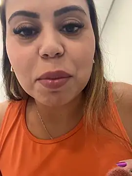 Snapshot of lariic chatting on 02/25/26, 04:38 lariic online show from 02/25/26, 04:38