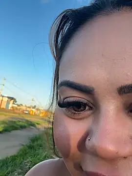 lariic online show from 04/14/26, 08:26