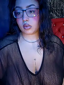 Snapshot of TattooedJenn chatting on 02/22/25, 11:46 TattooedJenn online show from 02/22/25, 11:46