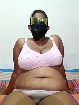 Snapshot of kumaricapalsex2 chatting on 02/20/25, 03:01 kumaricapalsex2 online show from 02/20/25, 03:01