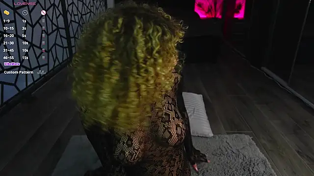 CurlyAnt0 online show from 04/03/26, 07:06