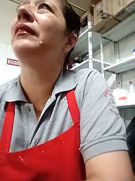 carolina linarez69 online show from 05/26/26, 08:38