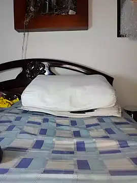 megan-fox12 online show from 03/12/25, 08:10