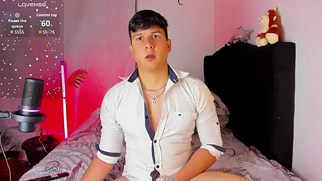 ANDREZALVAREZ online show from 04/16/26, 09:50