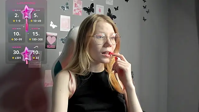 Esme Runn online show from 12/09/24, 02:56