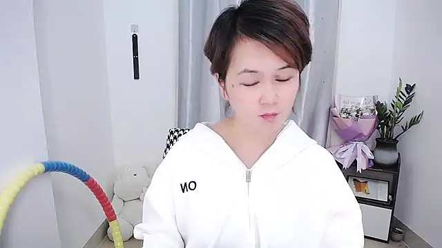 Fan ting online show from 03/18/25, 08:25