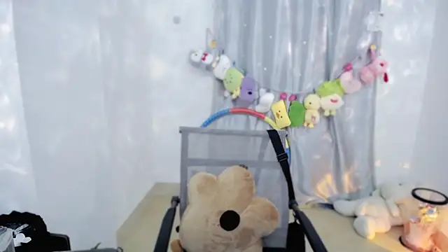 Fan ting online show from 12/04/25, 02:43