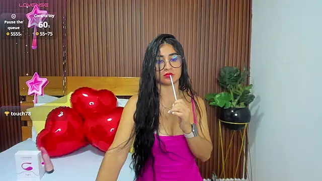 evelin leroy online show from 02/13/25, 03:14