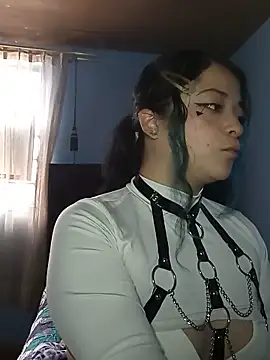 Snapshot of Elvishcassie_ chatting on 05/22/26, 02:33 Elvishcassie online show from 05/22/26, 02:33