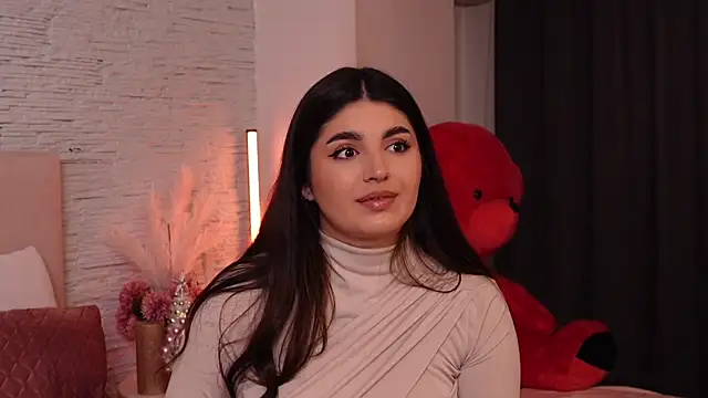 RachelSwaan online show from 12/16/24, 09:24