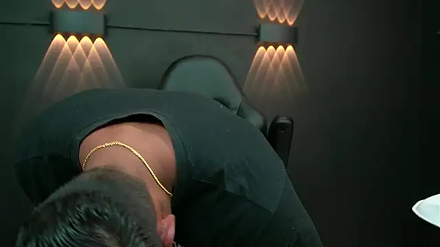 CallumMuscle online show from 12/30/24, 05:34