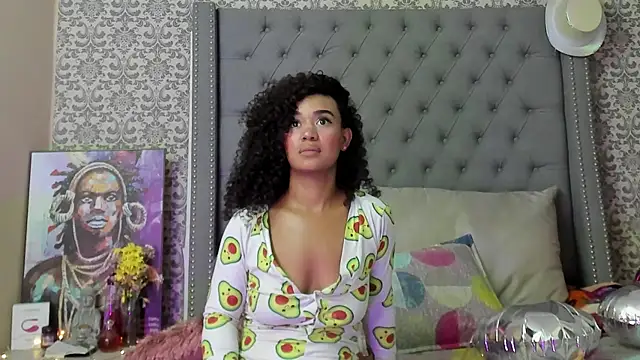 evafoxs online show from 12/11/24, 04:28