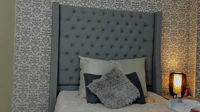 evafoxs online show from 03/11/25, 01:01