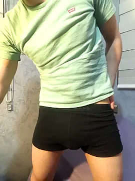 Snapshot of nextdoorneighbor chatting on 09/12/25, 12:11 nextdoorneighbor online show from 09/12/25, 12:11