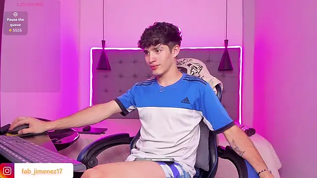 AlejooTwink online show from 04/12/26, 01:49