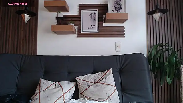 Layla 707 online show from 02/06/26, 04:43