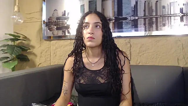 Layla 707 online show from 03/02/26, 08:37