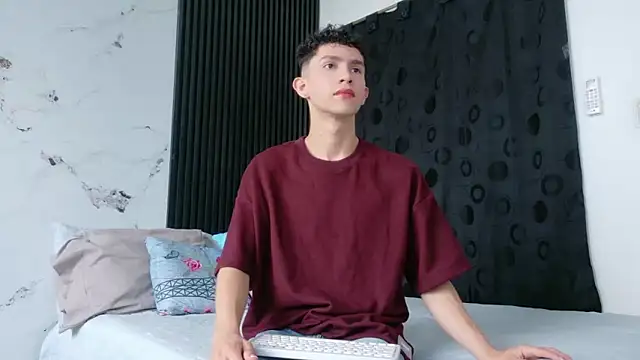 Noah tyler  online show from 03/09/26, 06:01