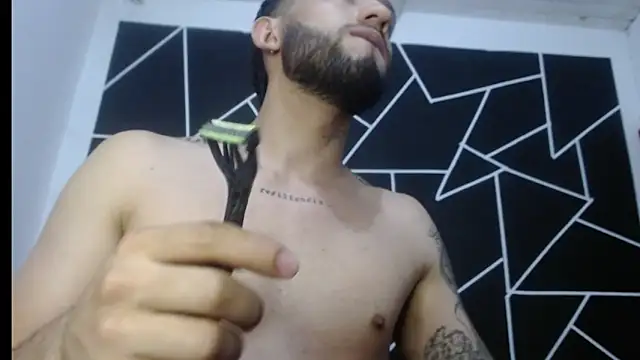 maxXximo777 online show from 01/19/25, 11:43