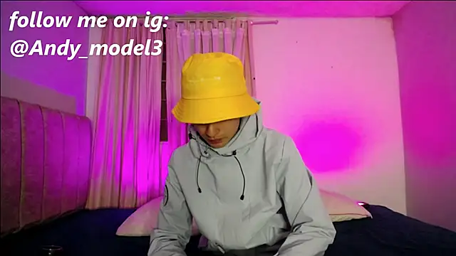 Yellowpokemon23 online show from 07/14/26, 01:19
