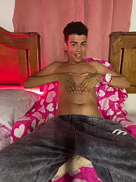 Leo bunny hot online show from 02/20/25, 12:41