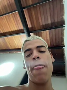 Leo bunny hot online show from 07/04/26, 07:42
