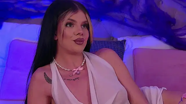 IvyRaven online show from 10/22/25, 05:56