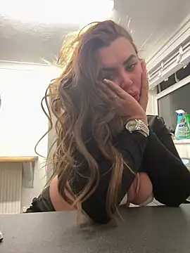 Mia MilesXXX online show from 03/10/25, 09:40