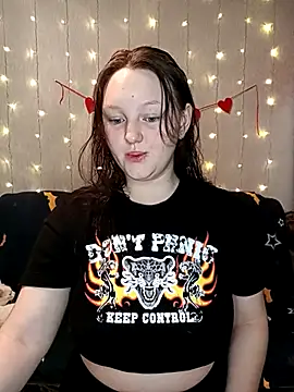 Aria  Dark online show from 02/22/25, 08:20