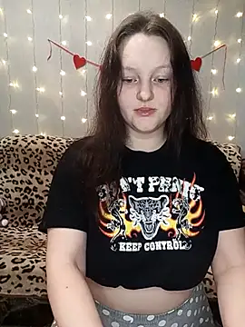 Aria  Dark online show from 03/03/25, 08:11