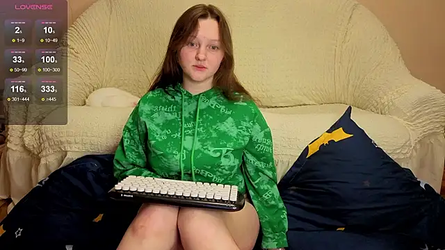 Aria  Dark online show from 03/07/26, 08:39