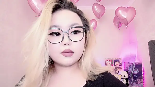 amelia sunlight online show from 02/15/25, 12:15