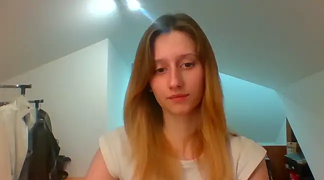 LUNA delight online show from 01/15/25, 05:37