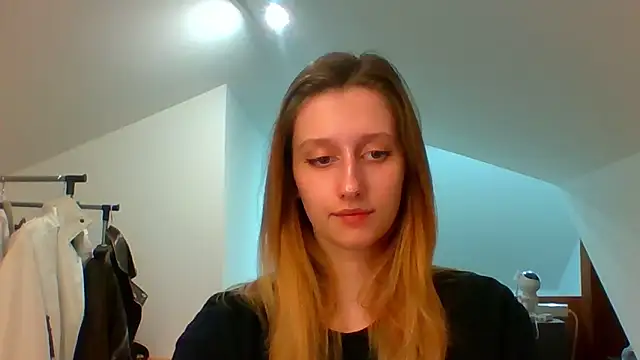 LUNA delight online show from 03/05/25, 05:50