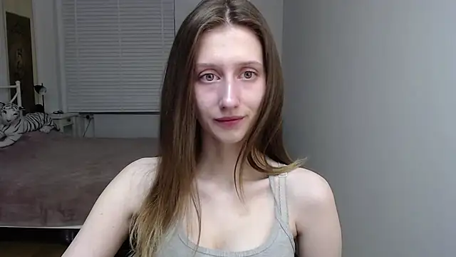 LUNA delight online show from 04/15/26, 05:36