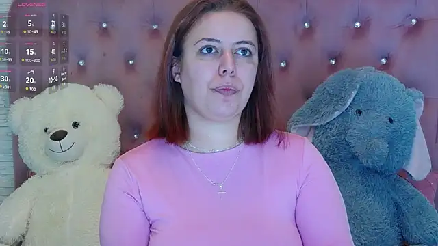 Snapshot of SophiaStarr chatting on 11/13/25, 08:41 SophiaStarr online show from 11/13/25, 08:41