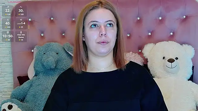 Snapshot of SophiaStarr chatting on 12/20/25, 08:27 SophiaStarr online show from 12/20/25, 08:27