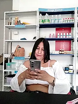 Megan jennerr online show from 02/18/25, 02:06