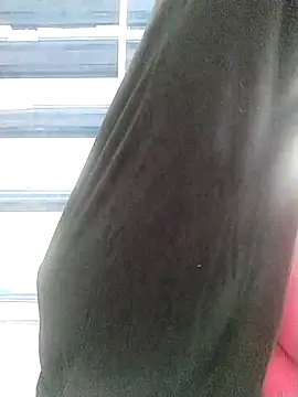 Megan jennerr online show from 03/08/25, 06:16