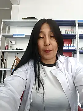 Megan jennerr online show from 10/11/25, 07:01