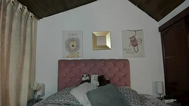 Snapshot of CelessteRedds chatting on 02/03/26, 11:37 CelessteRedds online show from 02/03/26, 11:37