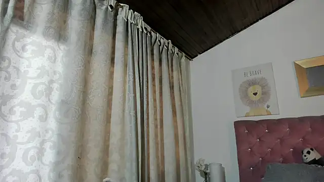 Snapshot of CelessteRedds chatting on 02/20/26, 11:32 CelessteRedds online show from 02/20/26, 11:32