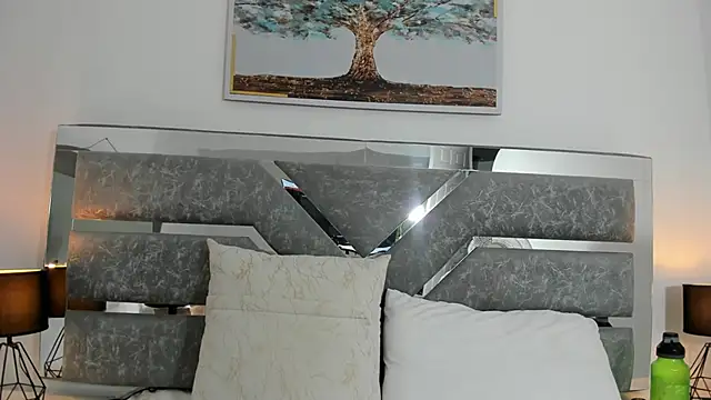 Snapshot of Slut_Milf_ chatting on 02/12/26, 07:42 Slut Milf online show from 02/12/26, 07:42