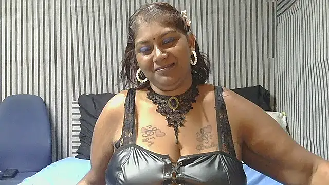 indiansuga online show from 12/17/25, 05:19